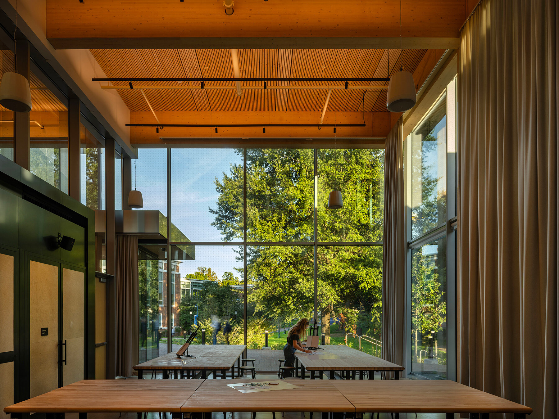 bjarke-ingels-group-rockwell-group-johns-hopkins-bloomberg-student-center-designboom-08a