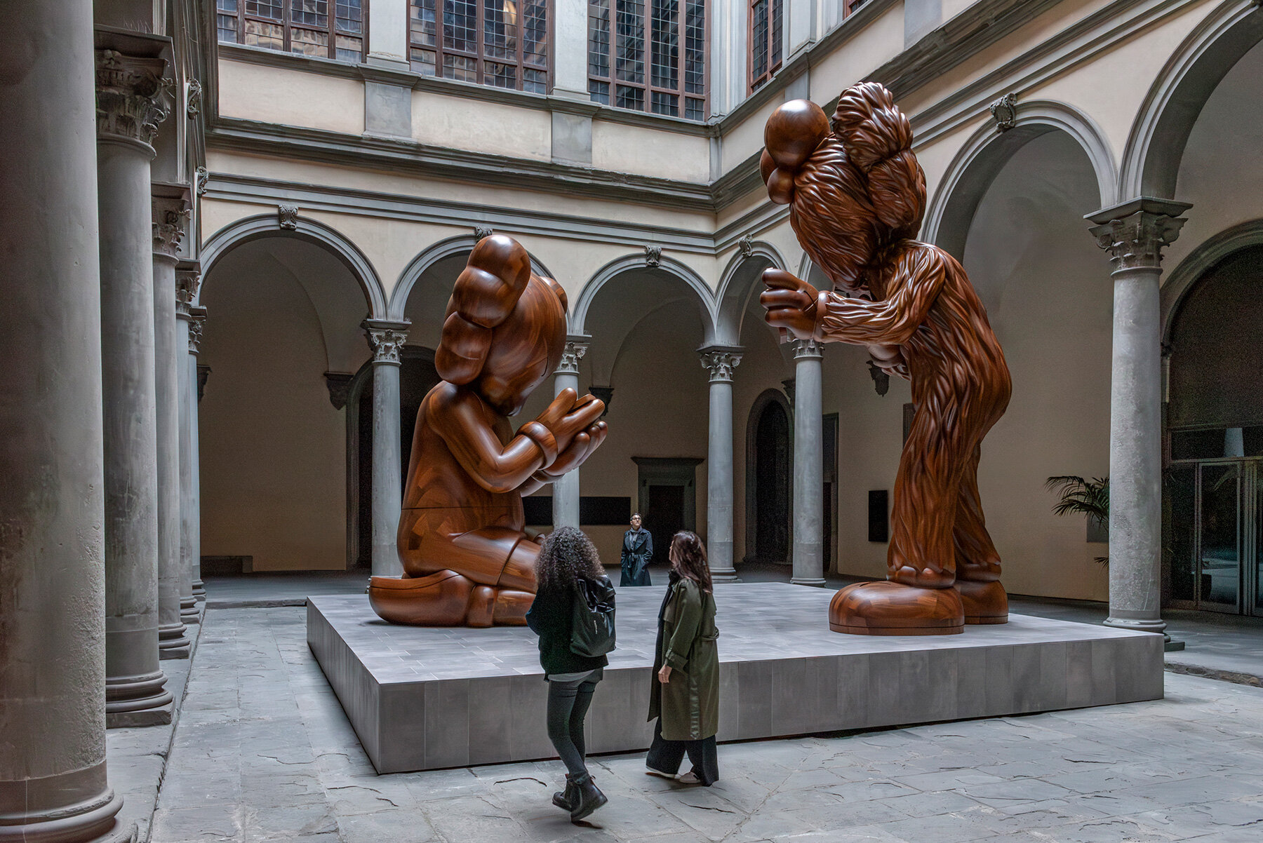 kaws-fra-angelico-message-installation-florence-italy-designboom-08a