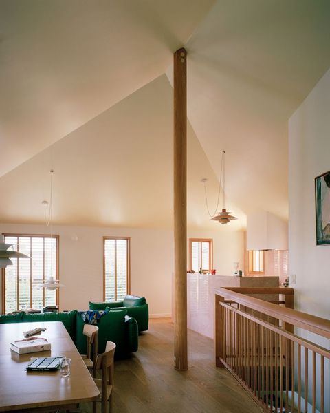 On visits to Japan, Richard was taken with the work of architect Kazuo Shinohara, who’d designed a home with a tentlike roof. 