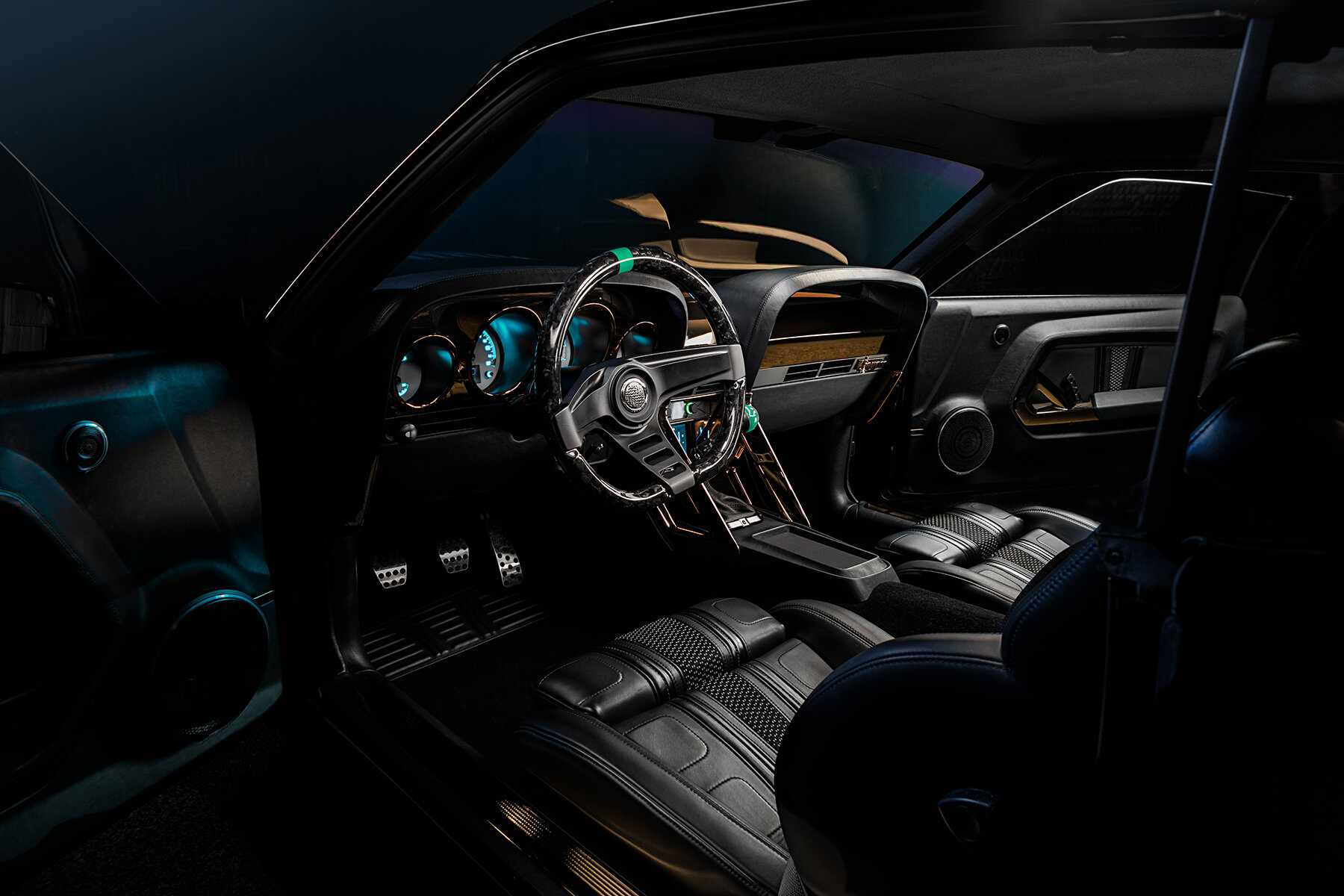 ringbrothers-mustang-kingpin-restomod-designboom-06a